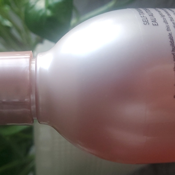 VICTORIA'S SECRET  Bronze Coconut Self tanning water 💧 - Picture 4 of 4
